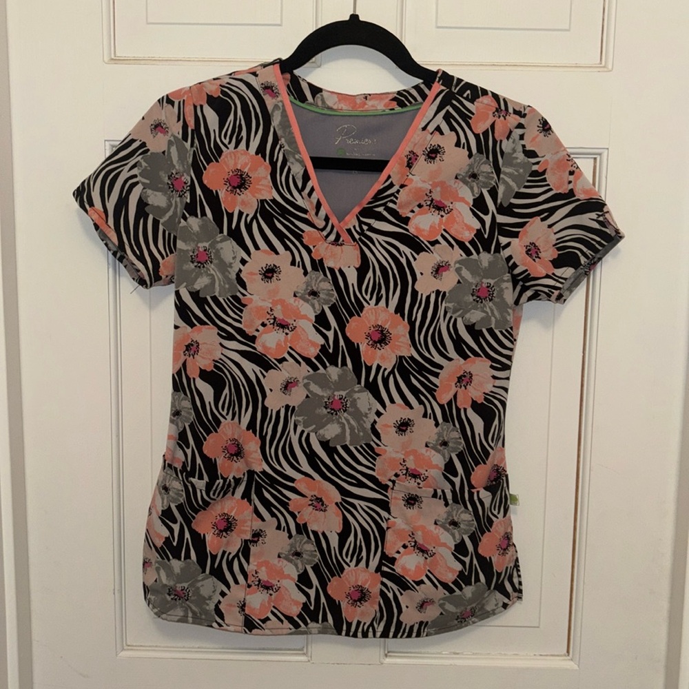 Premier by healing hands Scrub Top